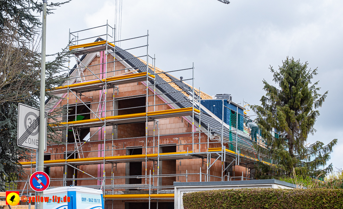 26.04.2023 - Burgfotos von der Baustell Niederalmstraße 16 in Neuperlach